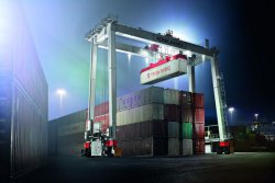 Le nouveau BOXHUNTER proposé par Konecranes intéressera tous les opérateurs des terminaux à conteneurs.© Konecranes (photo: Industrial News Service)