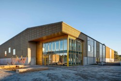 <p><strong>Goal-driven cooperation resulted in an imposing façade for Lyckeskolan school</strong></p> 