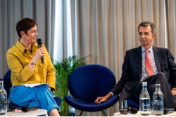 <p><strong>EU Commissioners Breton and Simson call for scale up of European Solar PV Industry</strong></p> (photo: )