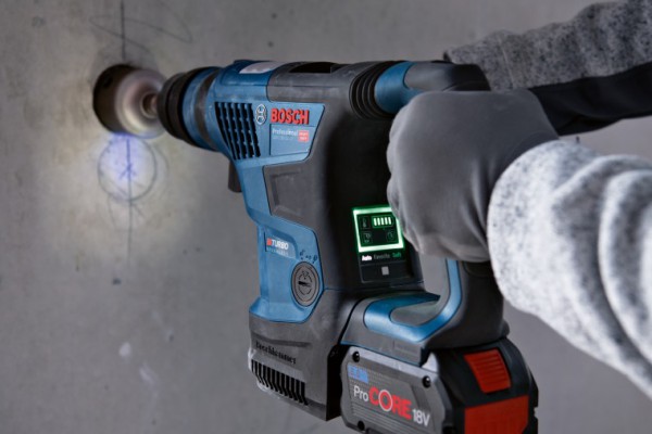 <p><em>Optimized control and setting via User Interface and connectivity: New Biturbo hammer from Bosch for professionals</em></p>