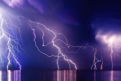 <p><em>Vaisala Xweather is first to offer new type of data on lightning in the U.S. – A game changer for lightning-sensitive businesses</em></p> (photo: )